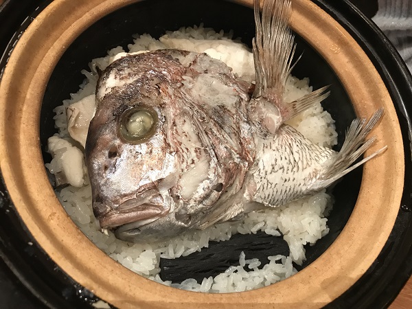 鯛の土鍋飯